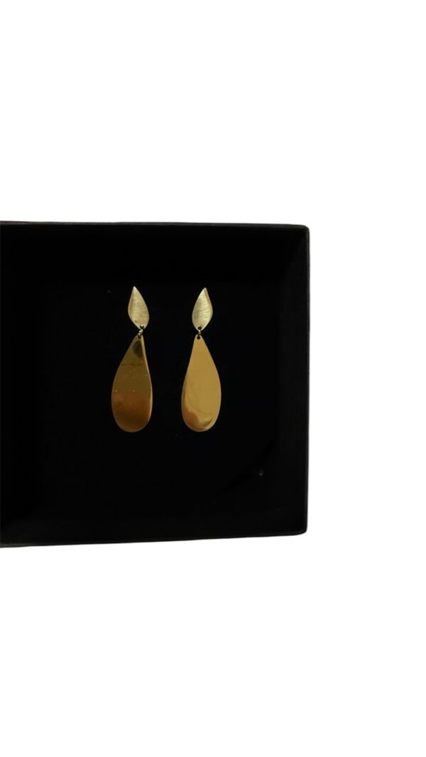 Pendientes lagrima dorados